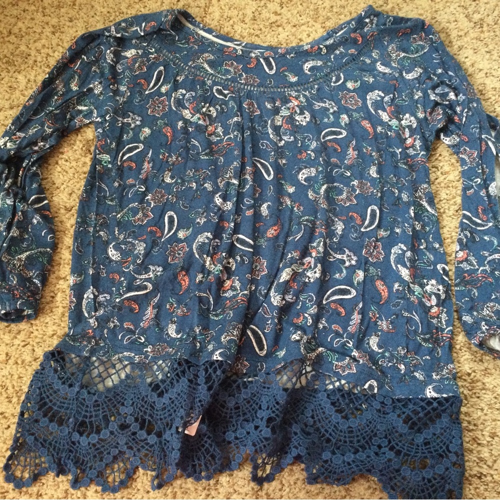 Maurice’s top